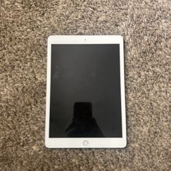 iPad 8th Gen 32gb (for Parts Not Working/repair )
