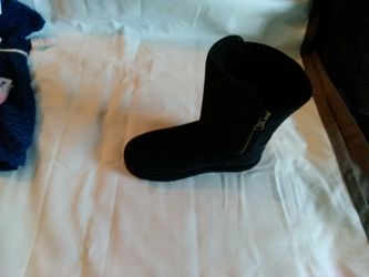 Women's Lamo boots