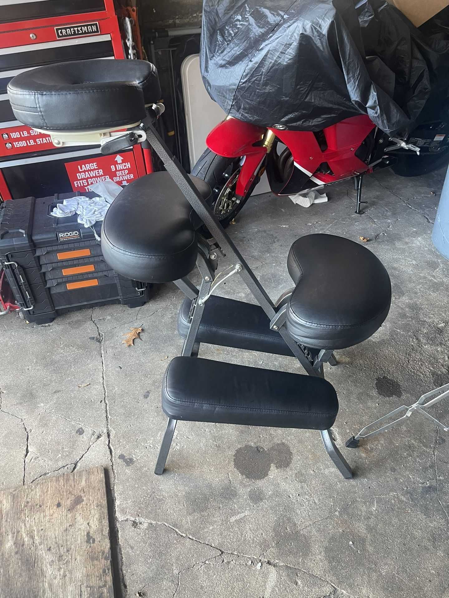 Adjustable Tattoo Chair