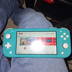 Nintendo Switch Lite 