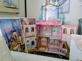 Disney princess dollhouse and posters