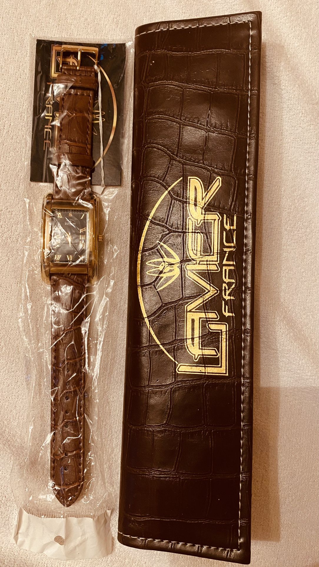 New LMVFR France Gold & Brown Leather Watch