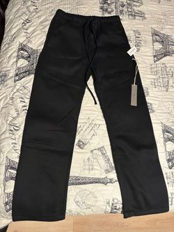 Essential uncuffed sweats