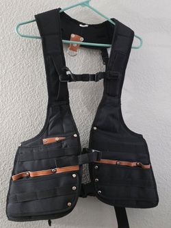 Construction tool vest