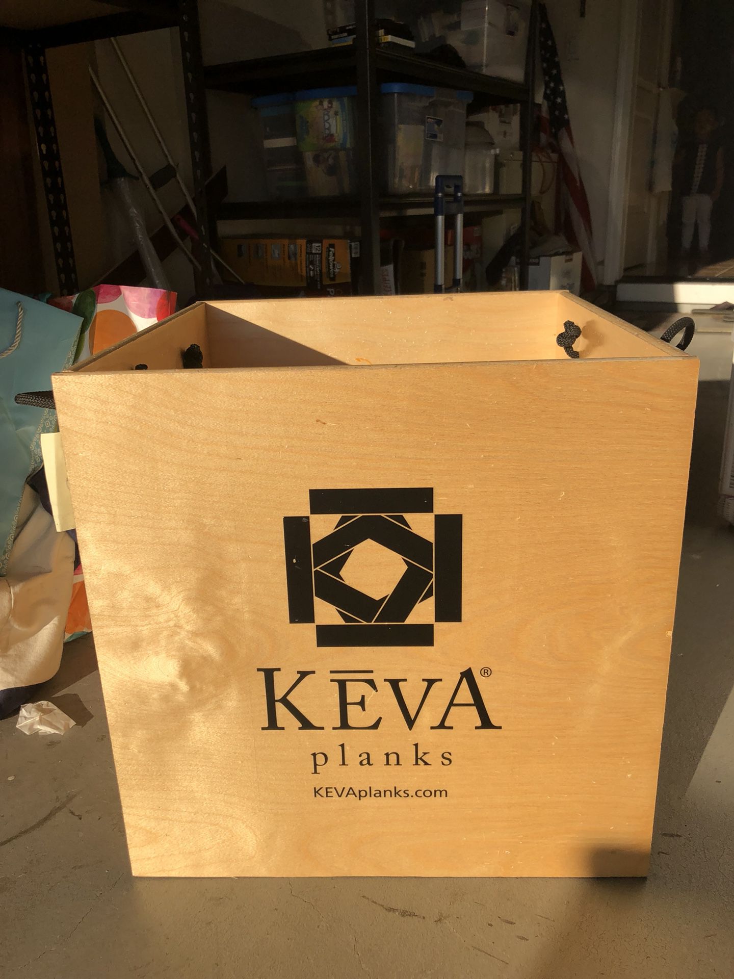 Keva Maple 1000 Plank Set with Wooden Bin