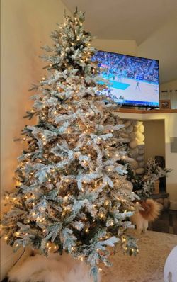 7ft Light up Xmas Tree