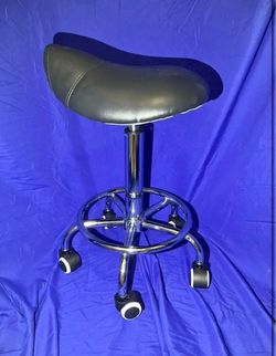 Saddle Seat Rolling Stool with Footrest