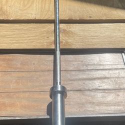 NEW  5  FOOT  OLYMPIC BARBELL  BAR 