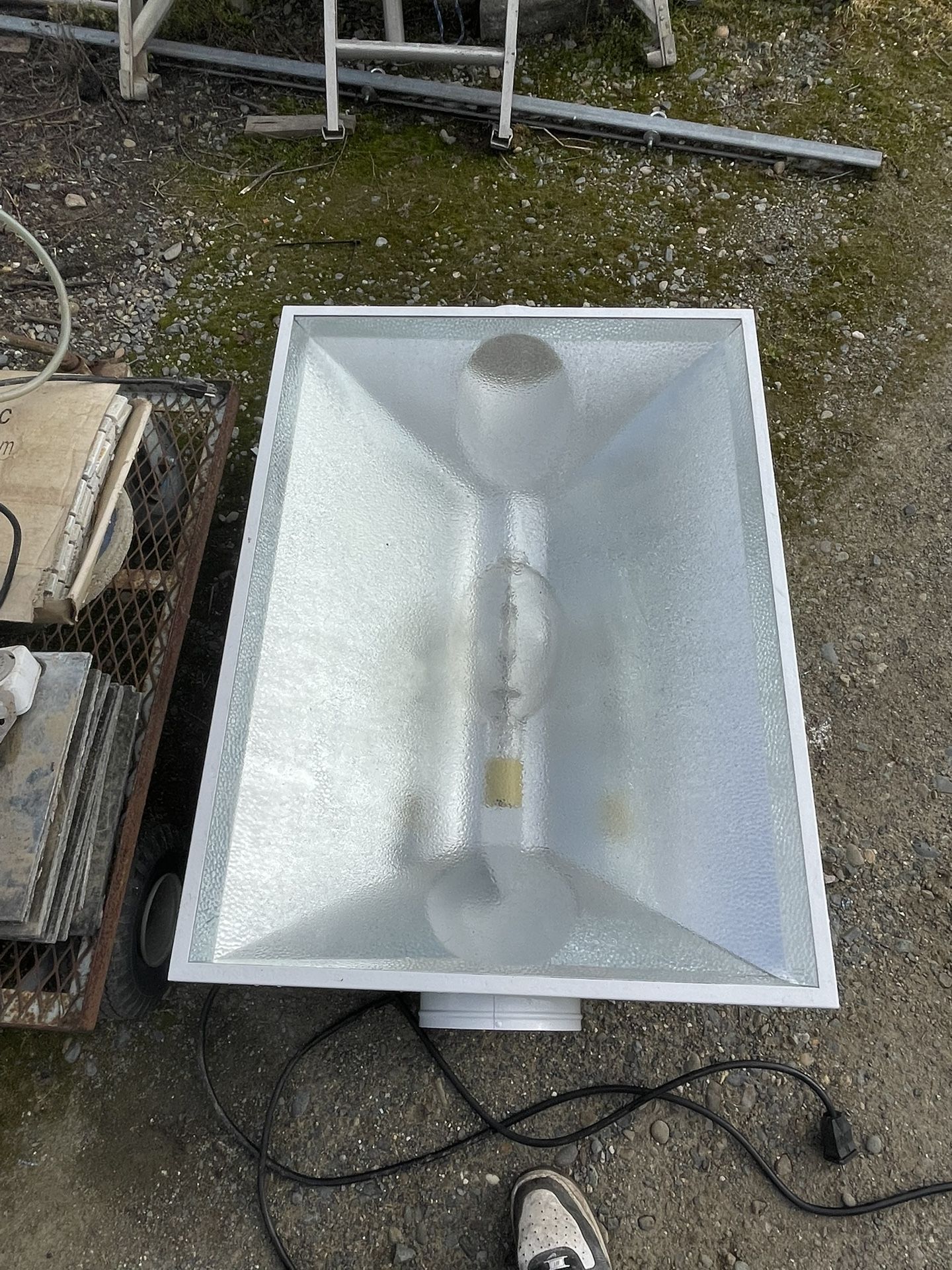 Have Two. 8-inch air-cooled grow light reflector