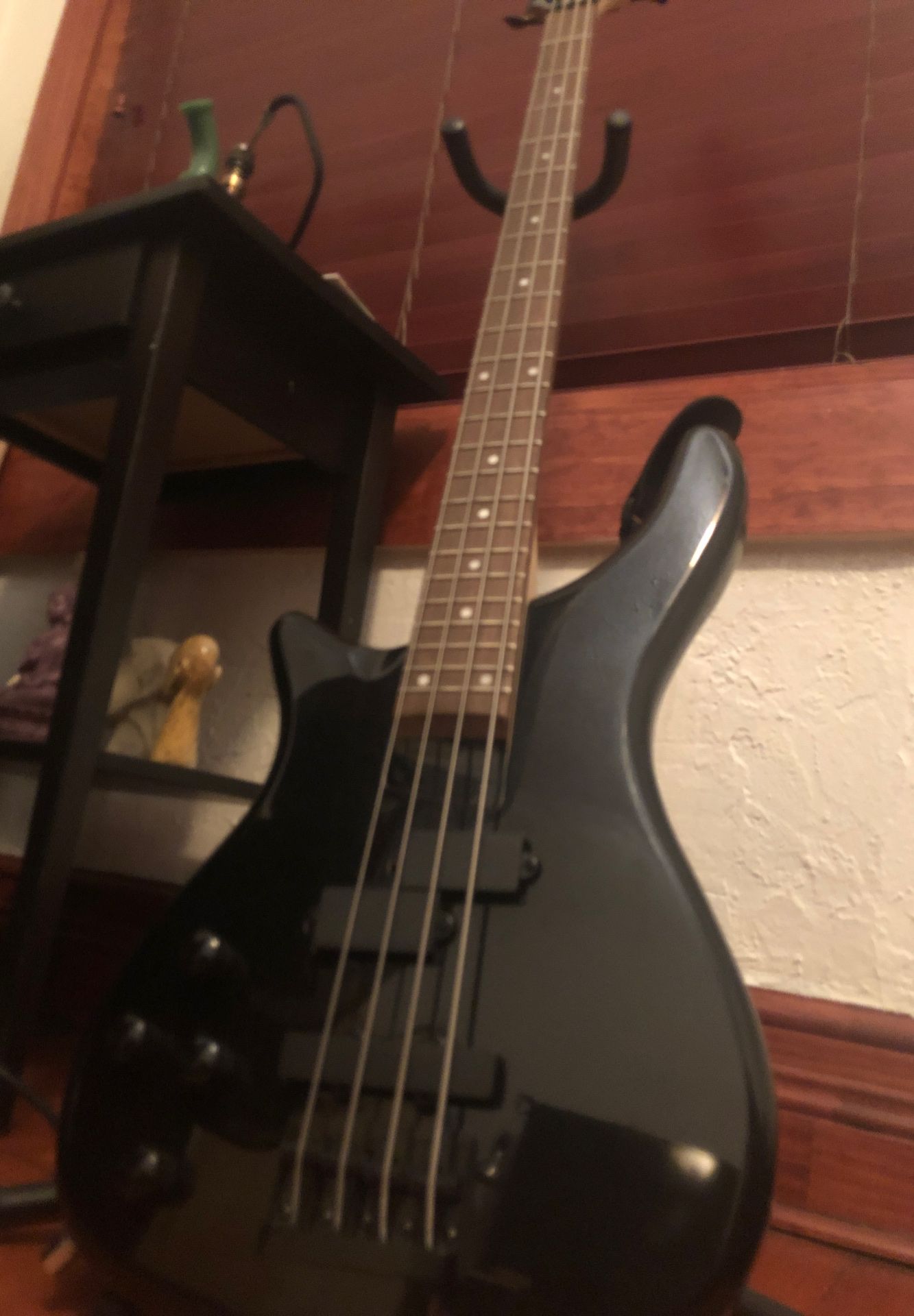 Bass Guitar Rouge Series 3