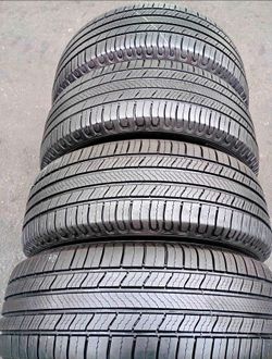 205/55/16 Michelin vendo un set de llantas usadas excelente condiciones de vida las 4 ✅🤩I am selling a set of used tires, all 4 in excellent living c