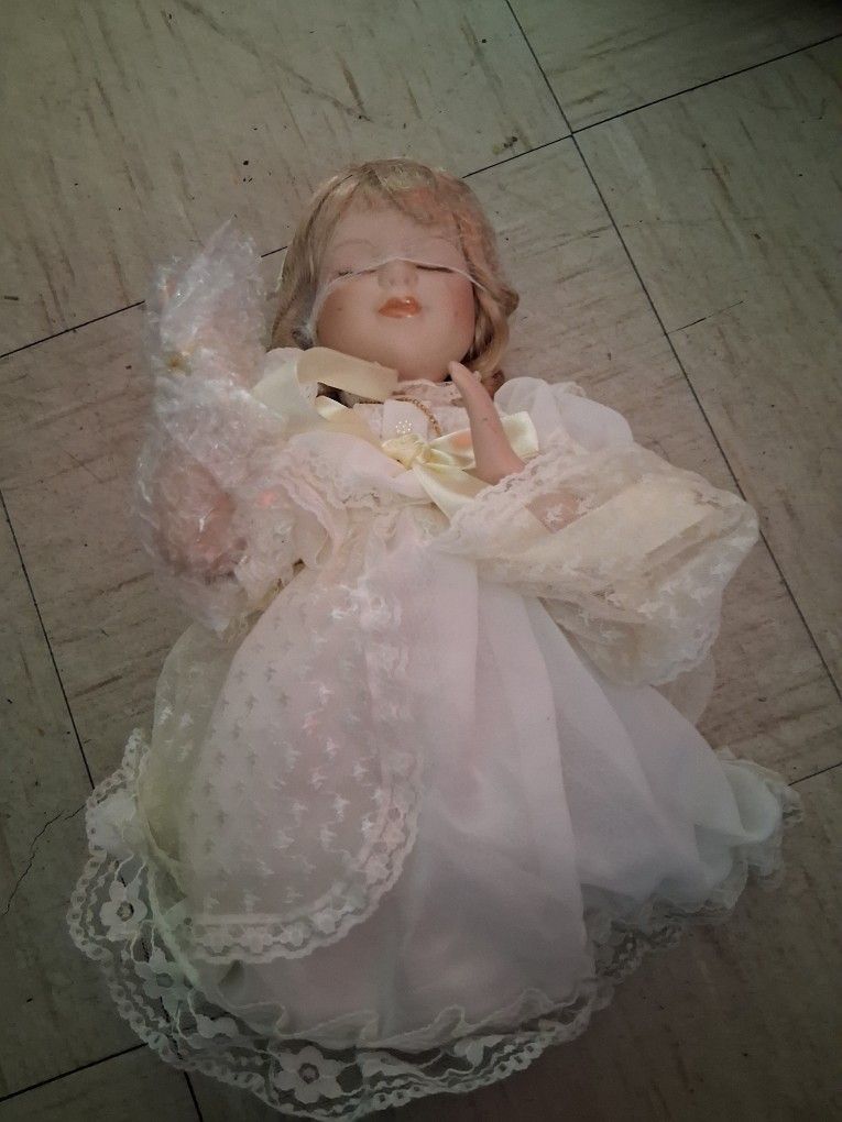 Praying Angel Doll Christmas