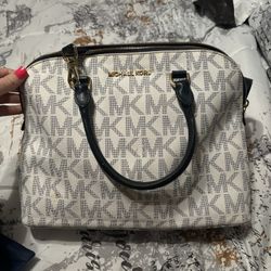 Authentic Michael Kors Handbag 