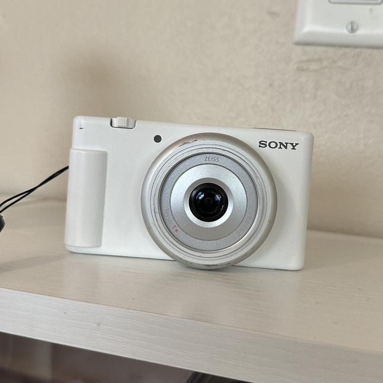 Sony White and Silver Cameras-and-accessories(off172)