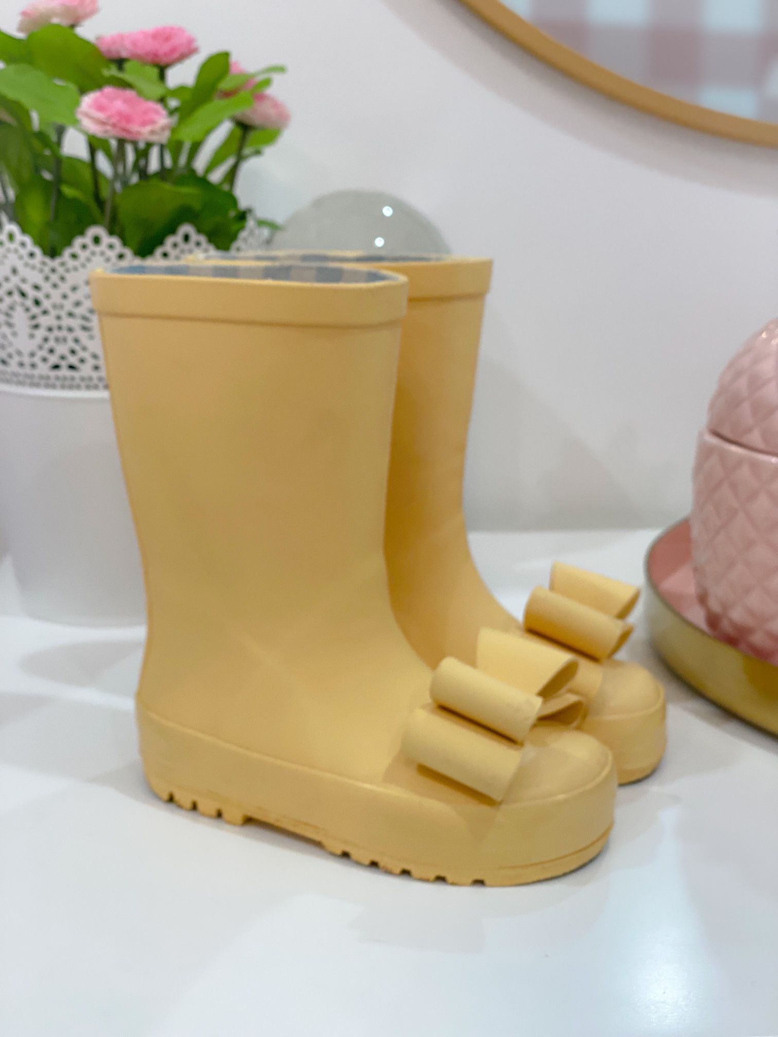 Sweet Honey Rain Boots, Yellow, Size 8 Toddler