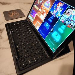 Samsung Tab S4 w/ Keyboard Case And S Pen