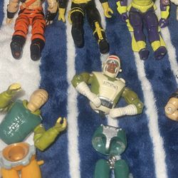 Vintage 90’s G.I Joe Action Figures And Weapons 