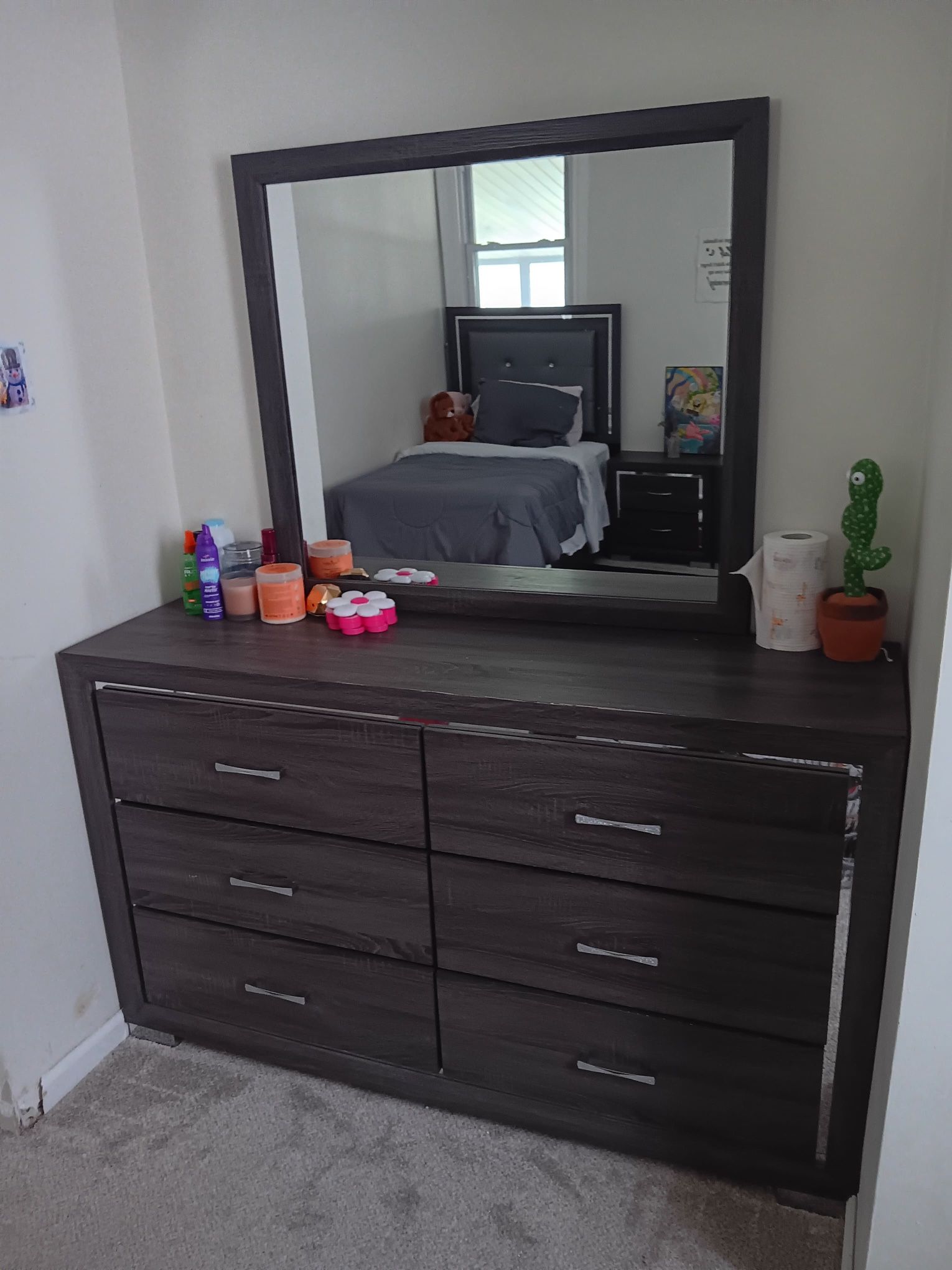 Kids bedroom set
