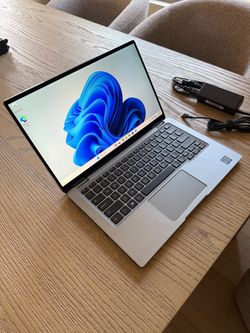 Dell Latitude 7400 2 in 1 Touchscreen Laptop  i7, 16gb Ram, 512gb SSD