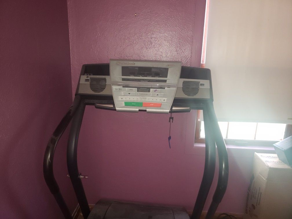 NordicTrack Treadmill for Sale in Cleveland OH OfferUp