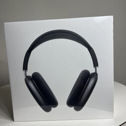 AirPods Max Brand New  midnight Color 2025 