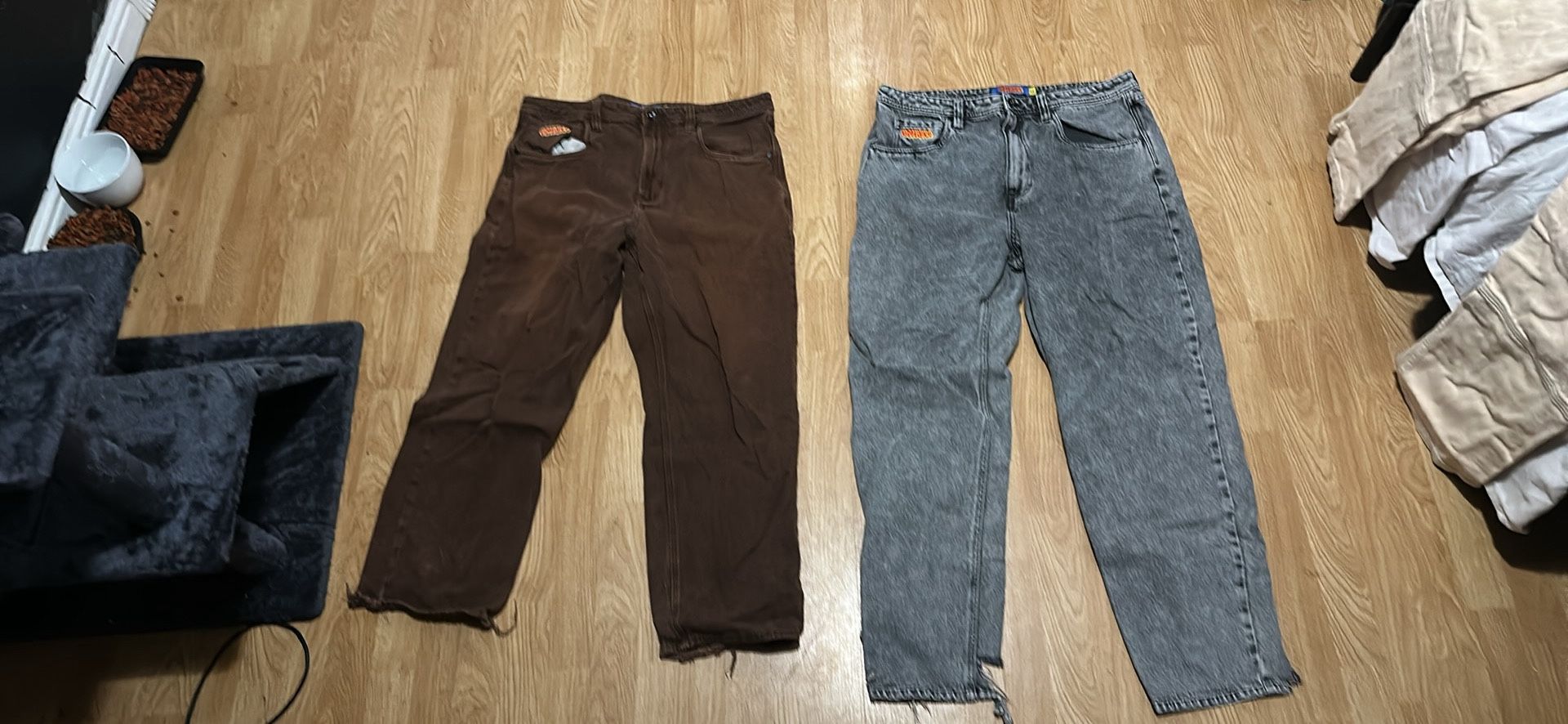 Clothes, 35 a Fit(shirt, pants, and or hats)