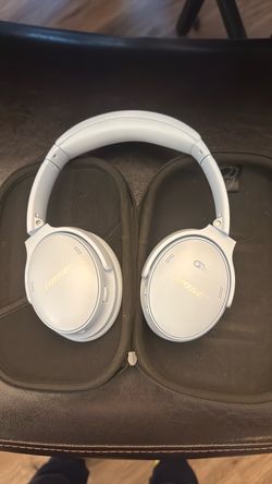 Bose quiet, comfort ice blue noise canceling headphones