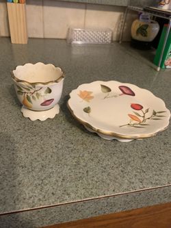 White barn candle holder plate