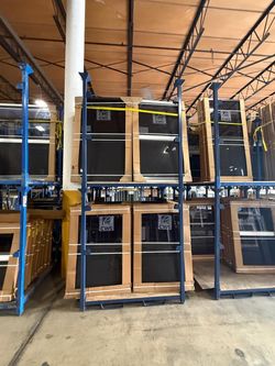 Impact Windows and Doors | Ventanas y Puertas de Impacto