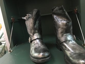 Fry boots size 9
