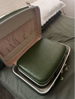 Old luggage set