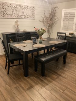 Dinning Table