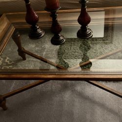 Three piece coffee table set