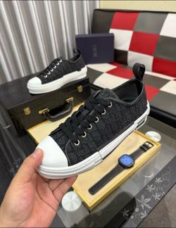 Dior shoes