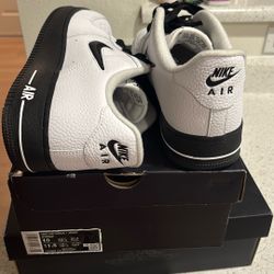 Tennis Shoes 
