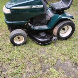 Craftsman Riding lawn mower