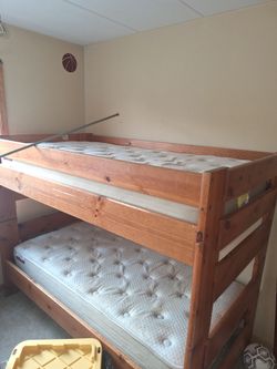 Bunk bed