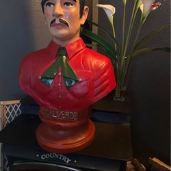 Jesus Malverde Statue 