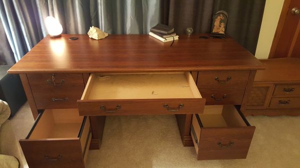 New And Used Desk For Sale In Roanoke Va Offerup