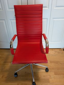 Red Desk Chair