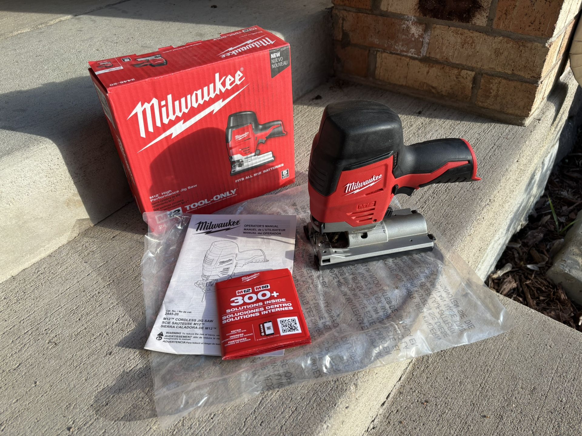 Milwaukee M12 Jig Saw Tool Only (2445-20)