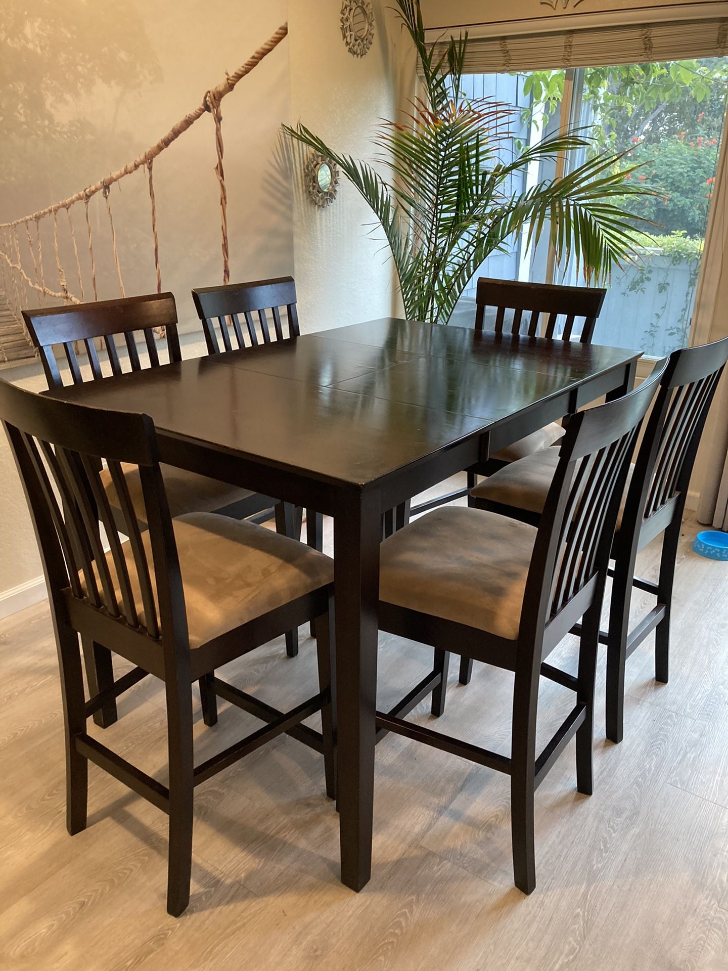 Tall kitchen/dining table
