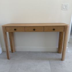 Entry Table Console Table 