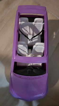 Barbie Van
