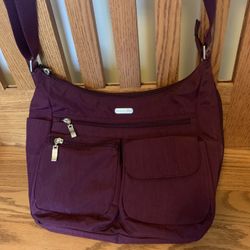 Baggallini Everywhere Bag