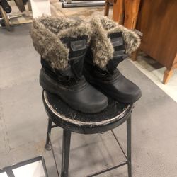 Khombu Woman’s Fur / Leather Boot