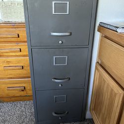 Metal 3 Drawer File Cabinet