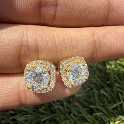 VVS1 Moissanite Square Halo Earrings