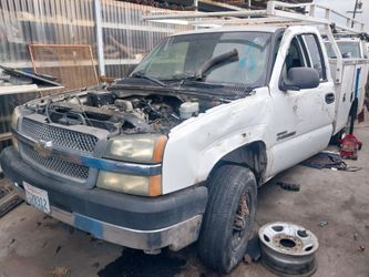 2004 Silverado 2500HD for Parts