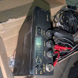 Cobra Radio 📻🔘